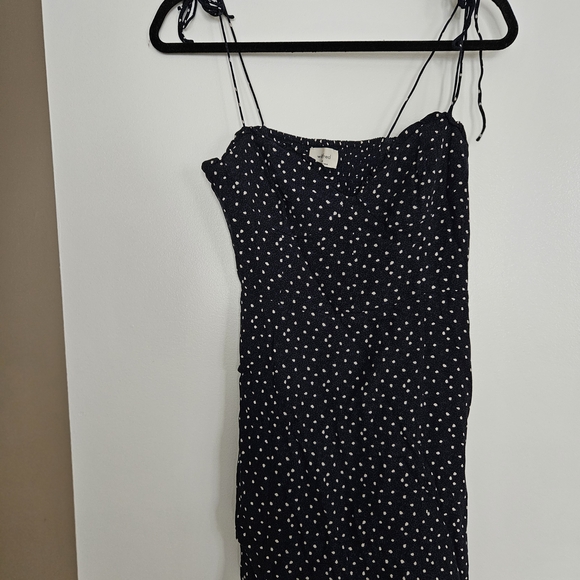 Wilfred Dresses & Skirts - Wilfred Fable Dress